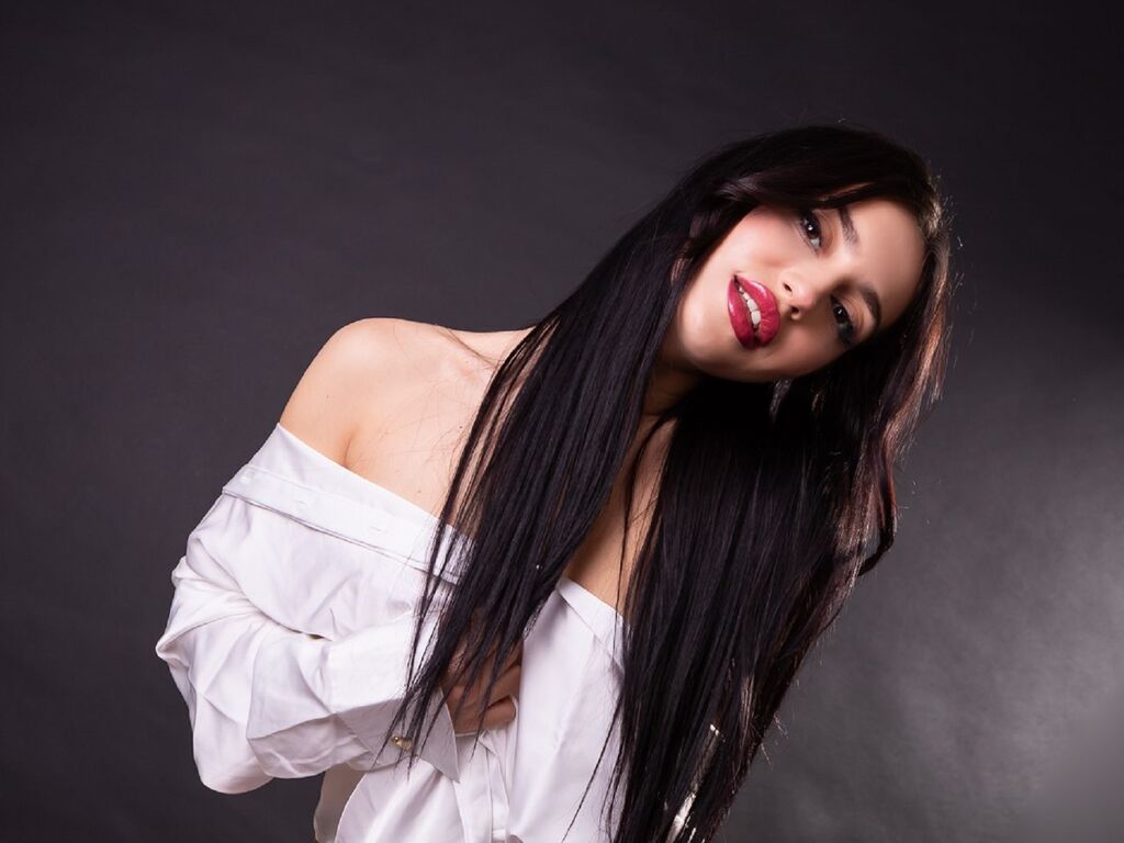 Control AishaHart - Live girl Cam & Interactive Lovense Toy