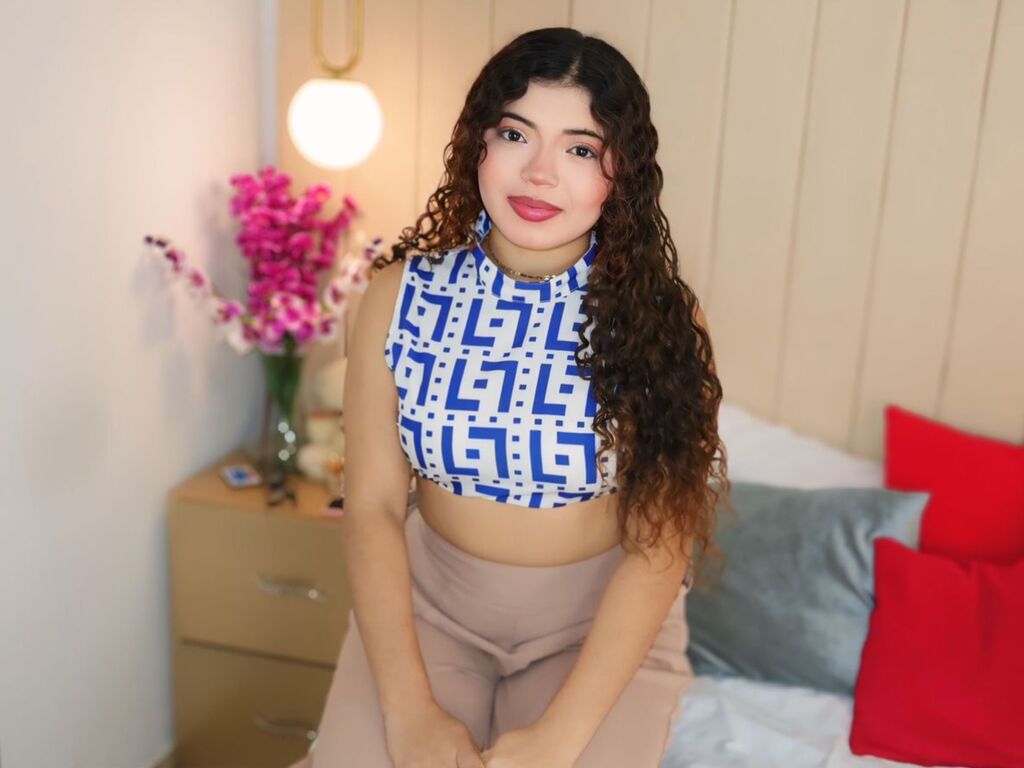 Control AliceKalo - Live girl Cam & Interactive Lovense Toy