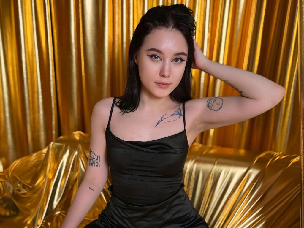 Control CarolineTenders - Live girl Cam & Interactive Lovense Toy