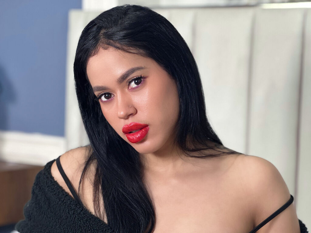 Control GiaMendel - Live girl Cam & Interactive Lovense Toy