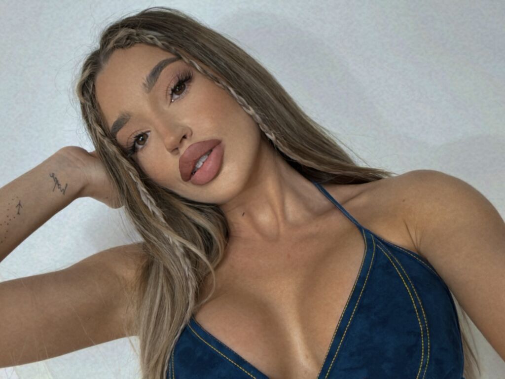 Control HanaRoss - Live girl Cam & Interactive Lovense Toy