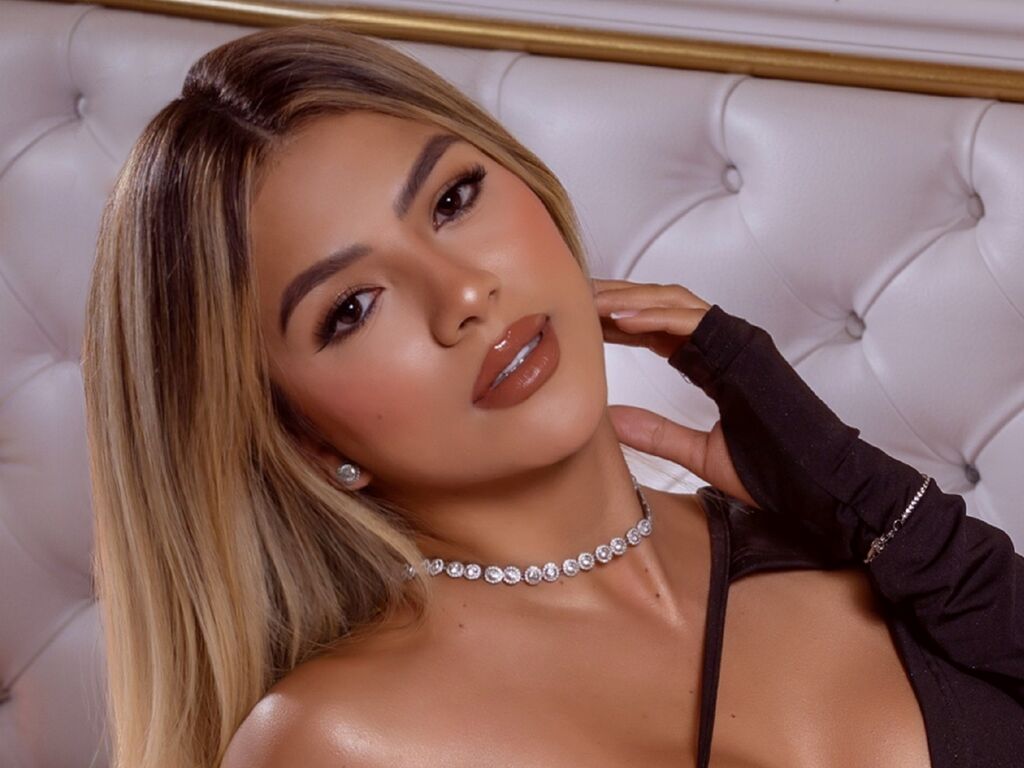 Control IsabellaLee - Live girl Cam & Interactive Lovense Toy
