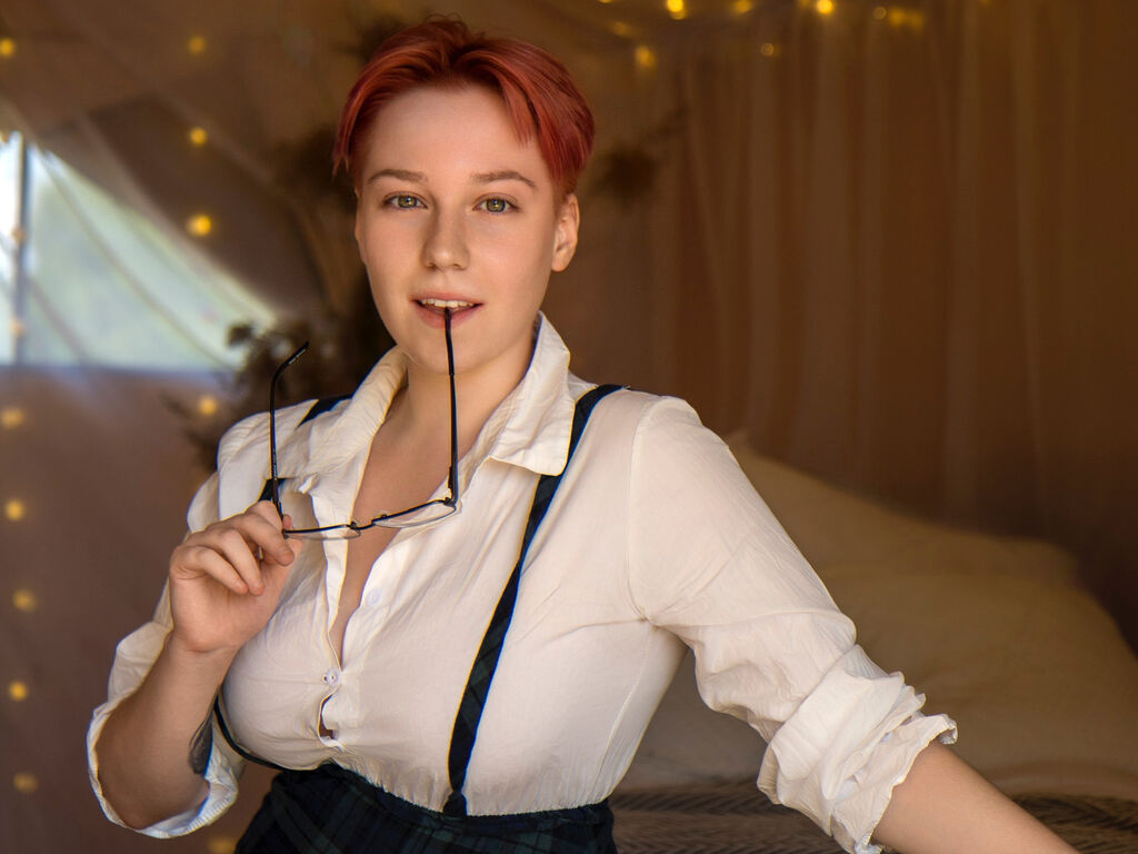 Control JaneBellamy - Live girl Cam & Interactive Lovense Toy