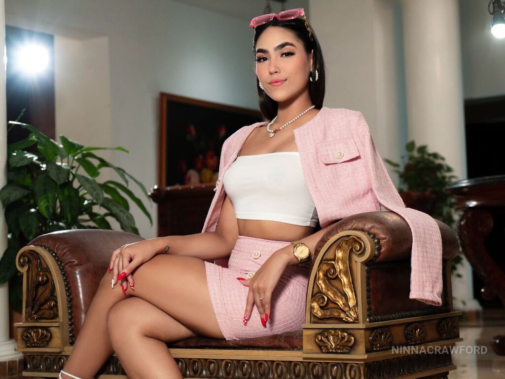 Control NinnaCrawford - Live girl Cam & Interactive Lovense Toy