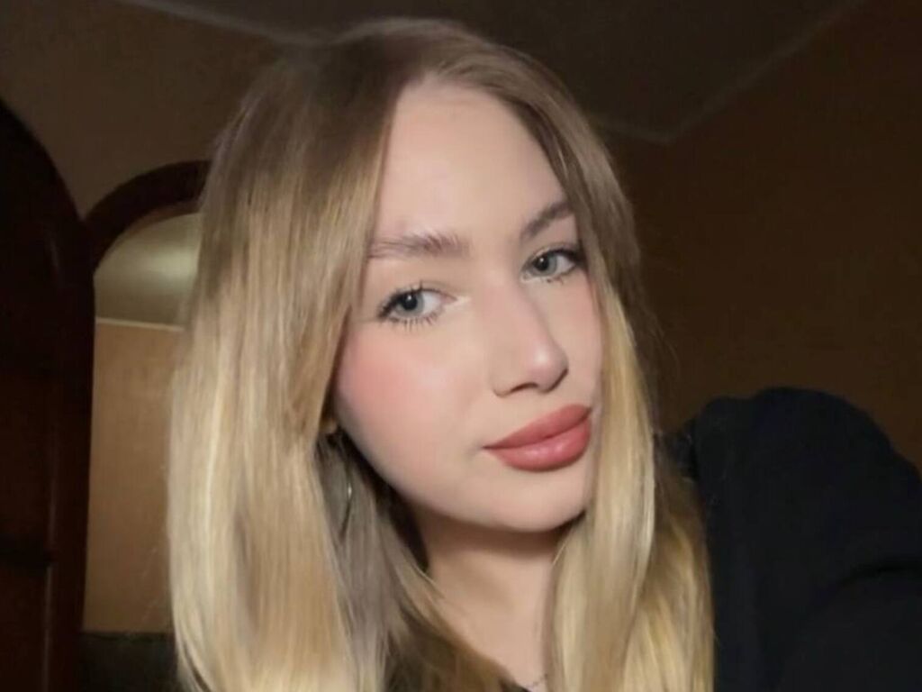 Control SauBlaydes - Live girl Cam & Interactive Lovense Toy