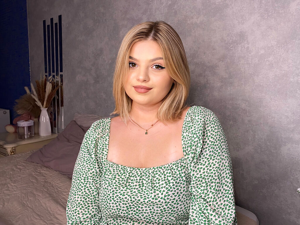 Control WendyPayge - Live girl Cam & Interactive Lovense Toy